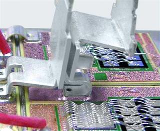 SEMITRANS 3 DC bus terminals: parallel construction minimises stray inductance